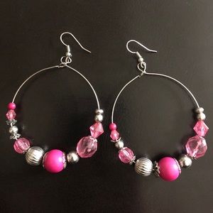 ⭐️ Magenta pink wire earrings