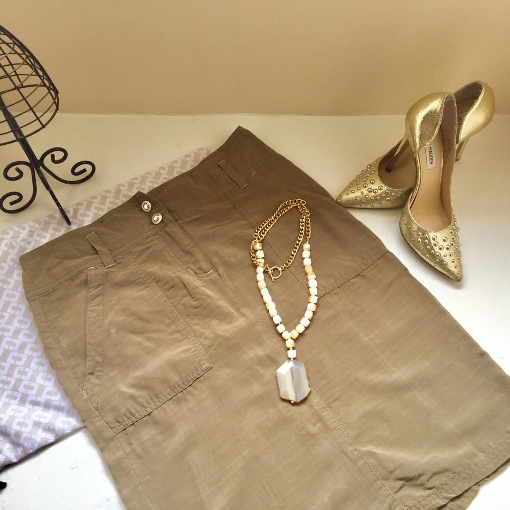 OGGI Skirt Olive Skirt Sz. S
