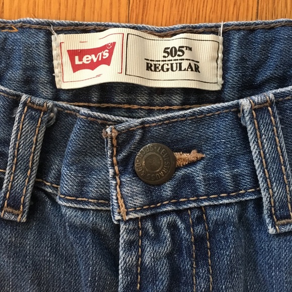 Boys Levi's 505 Regular Size 12Reg - Picture 2 of 8