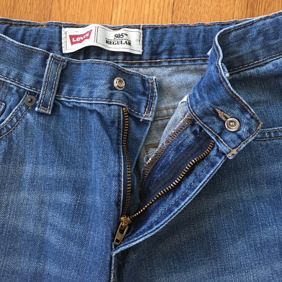 Boys Levi's 505 Regular Size 12Reg - Picture 4 of 8