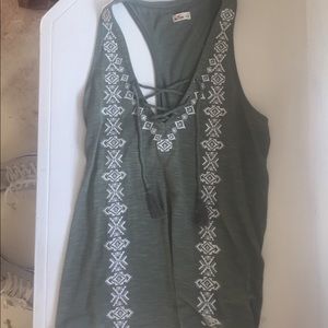 Aztec design tank from hollister