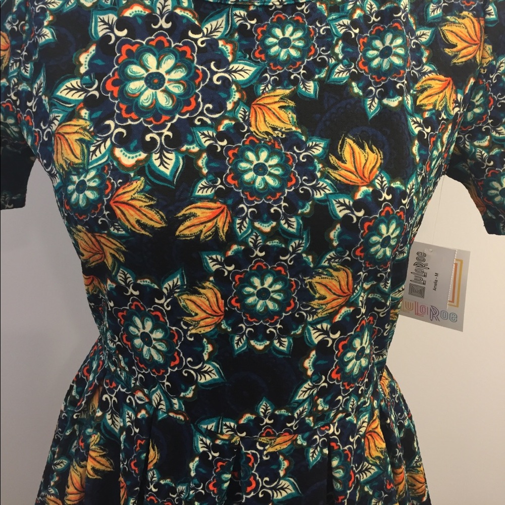 NWT Lularoe Amelia M