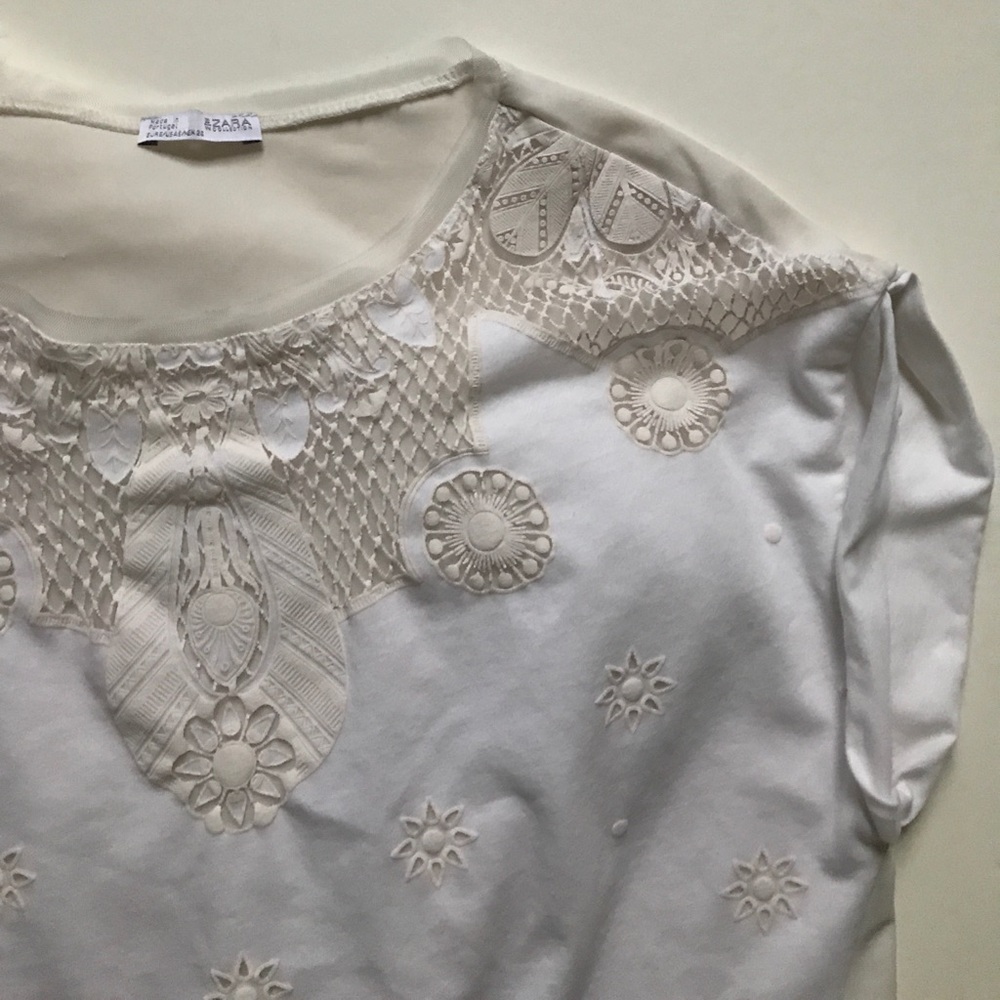 ⚡️3 for $20!⚡️ZARA white eyelet top small