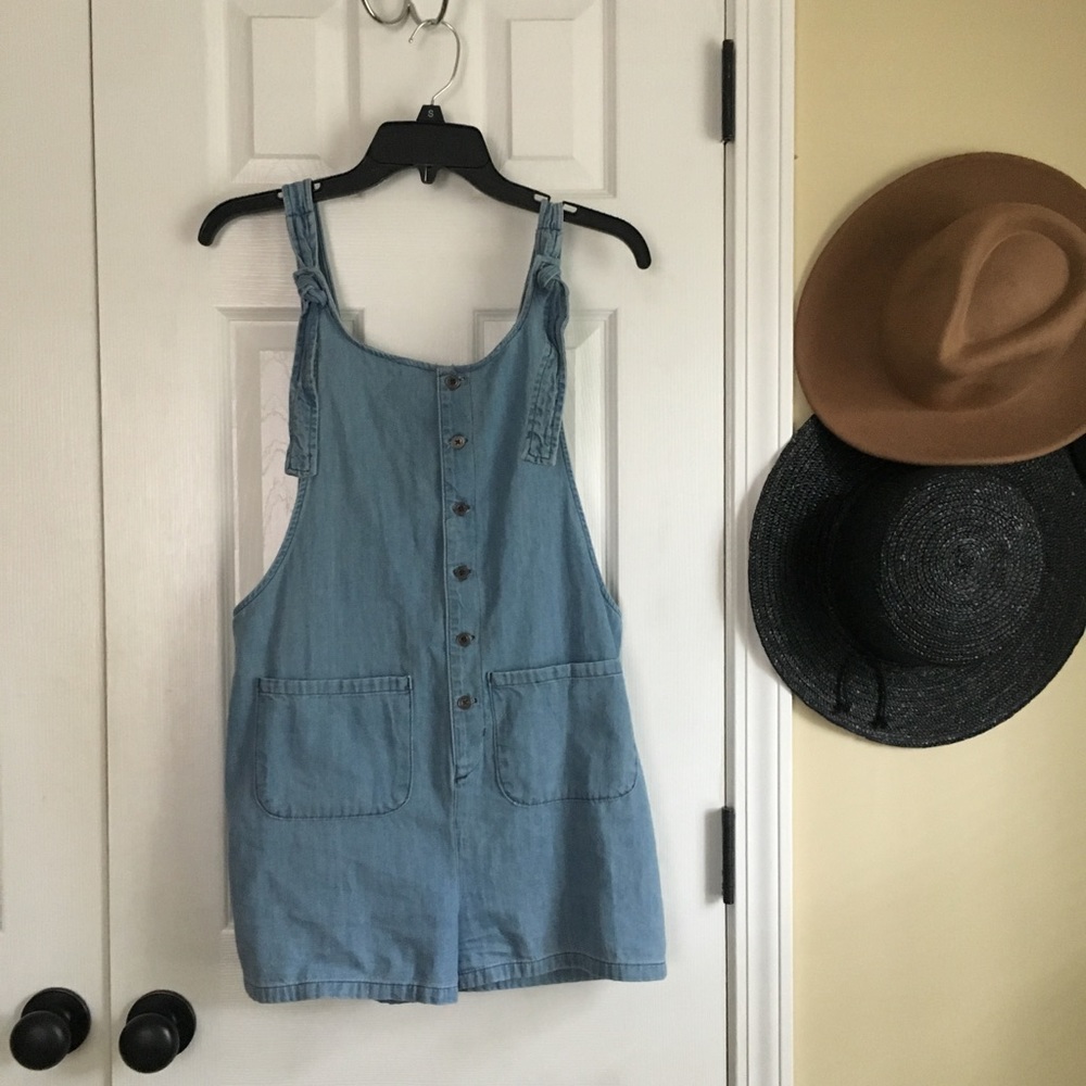 BDG ROMPER! Super cute.