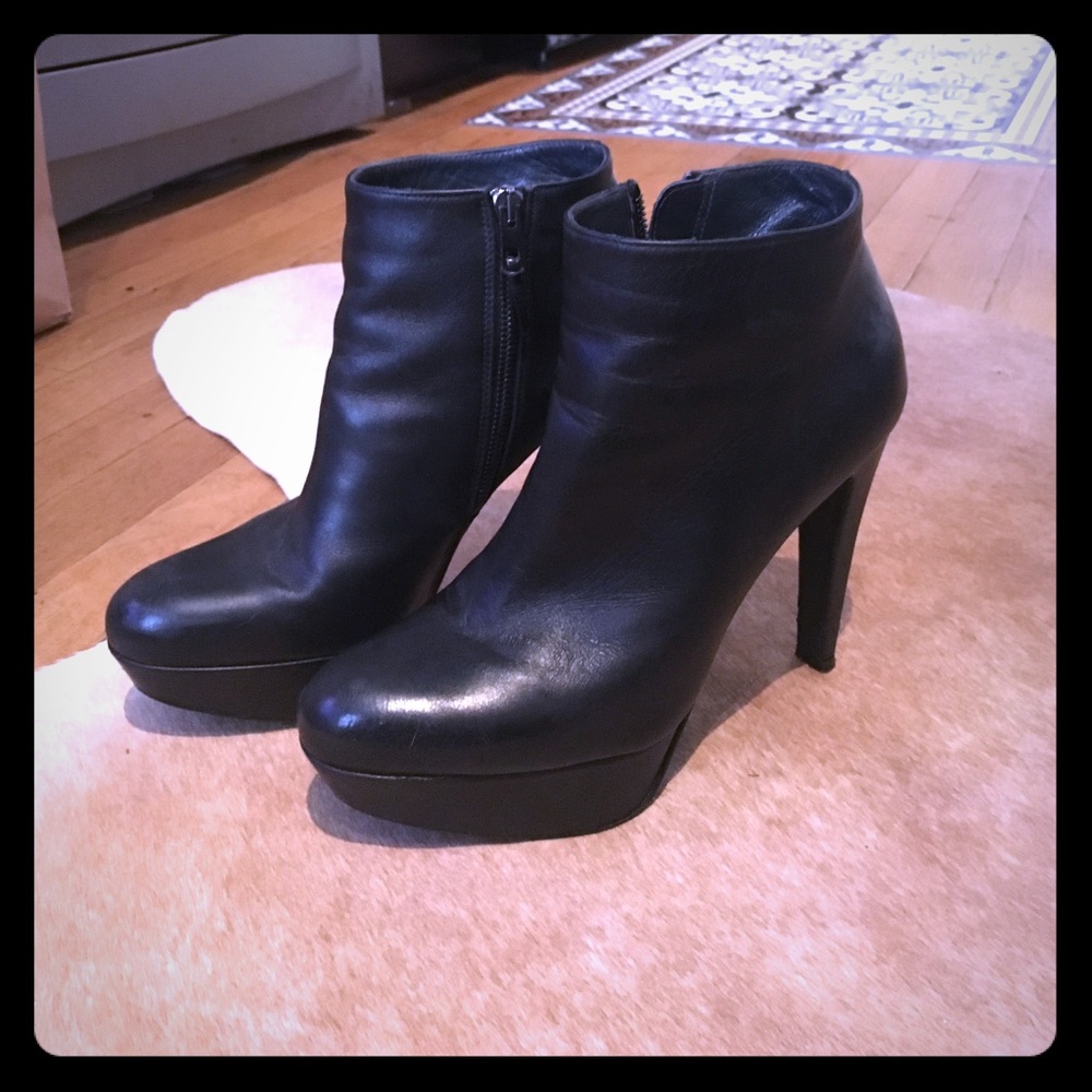 Stuart Weitzman leather black booties. Barely worn