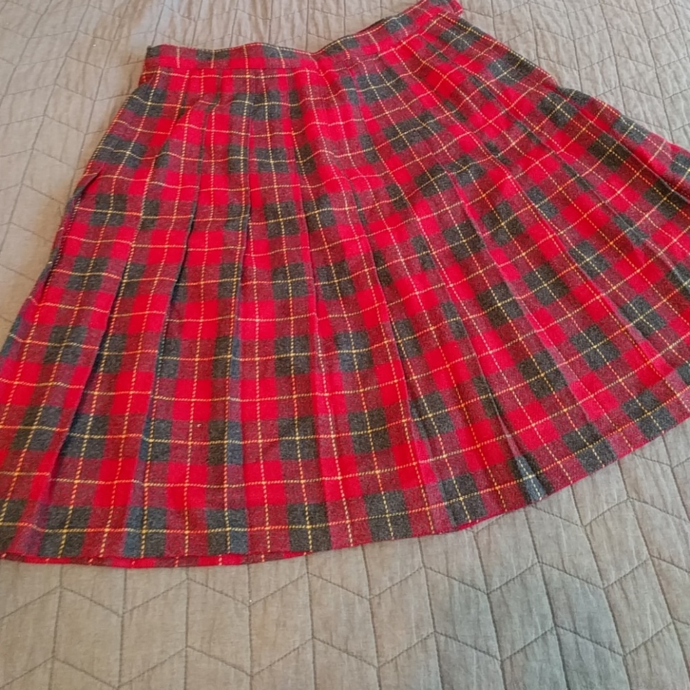 Sag Harbor plaid skirt