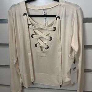 New Alo top! Slightly cropped, soft and comfy.
