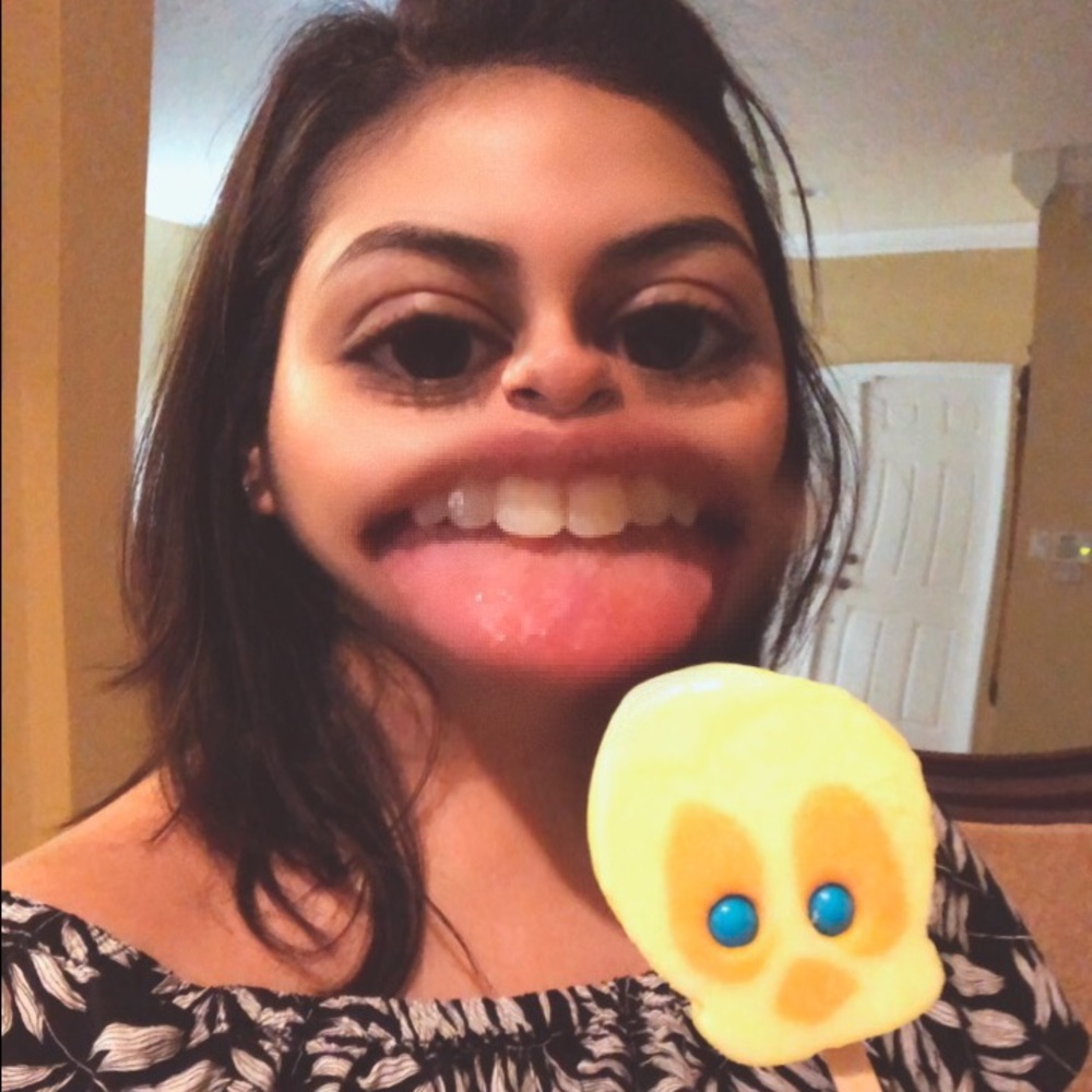Meet your Posher, Stephanie