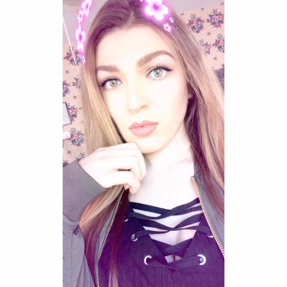 Meet your Posher, Rhiannon