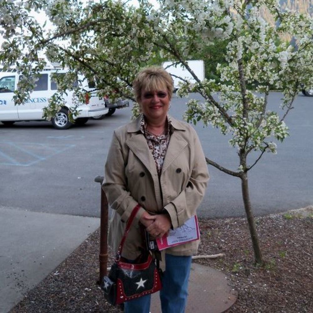 Meet your Posher, Glenda