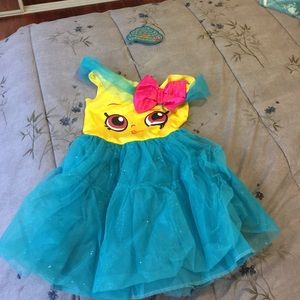 Girl’s shopkins cupcake queen costume