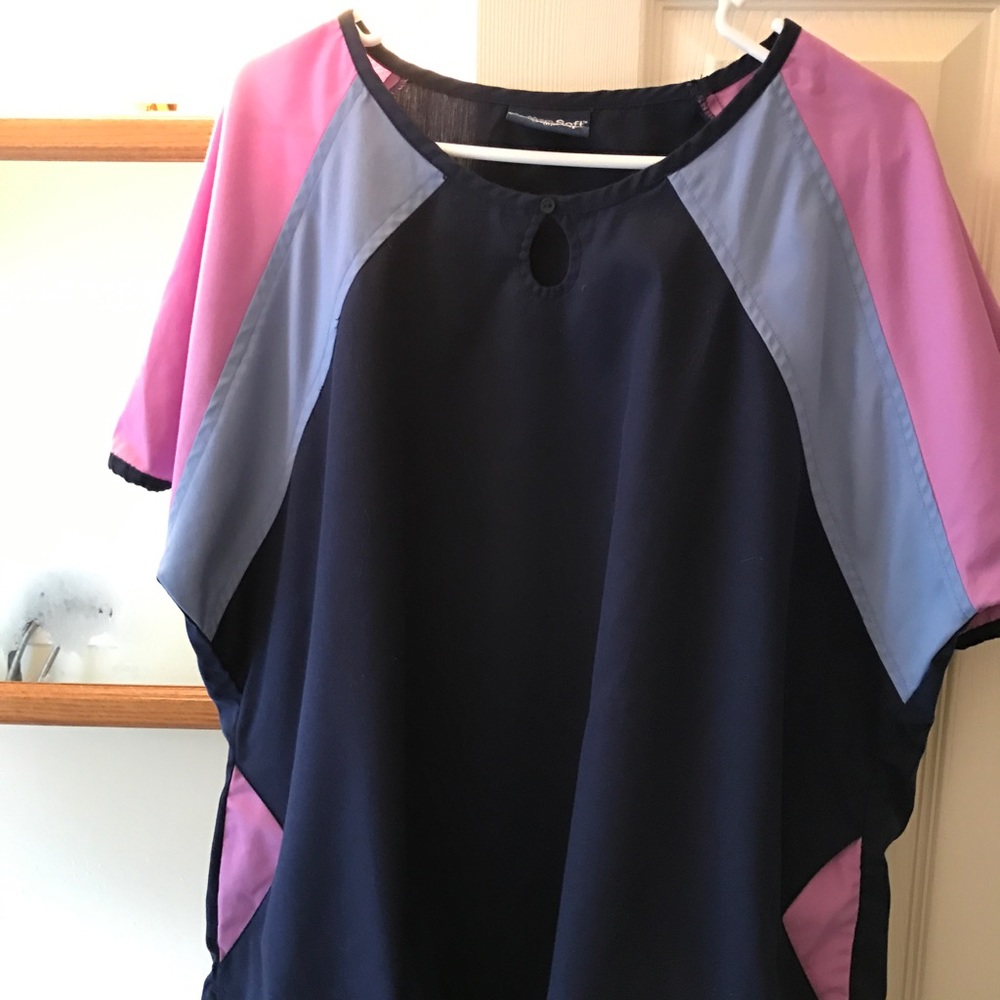 Women's Scrub Top