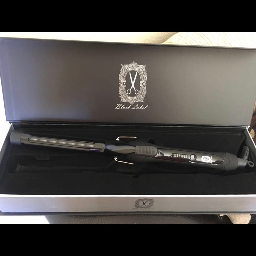 Black label and proliss curling irons $25 each