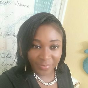 Meet your Posher, Leslie