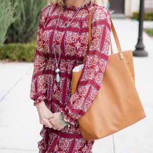 SALE Thirty one Around Town tote Caramel pebble