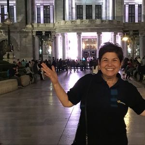 Meet your Posher, Ana