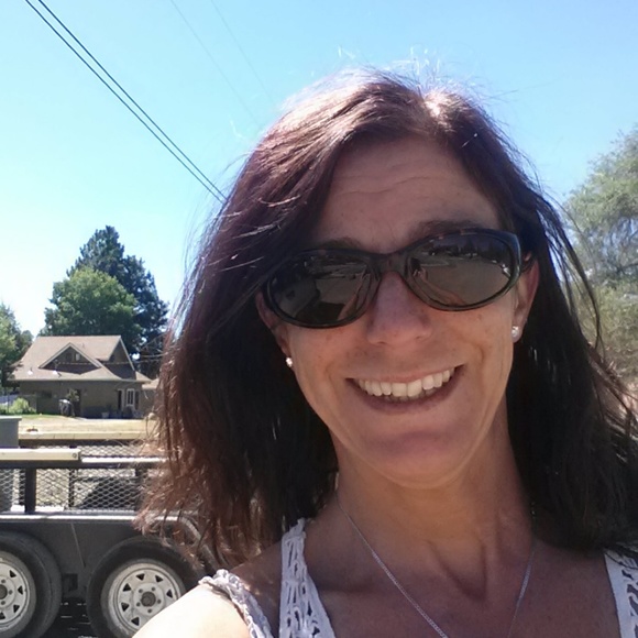 Meet your Posher, Jerry - Picture 2 of 2