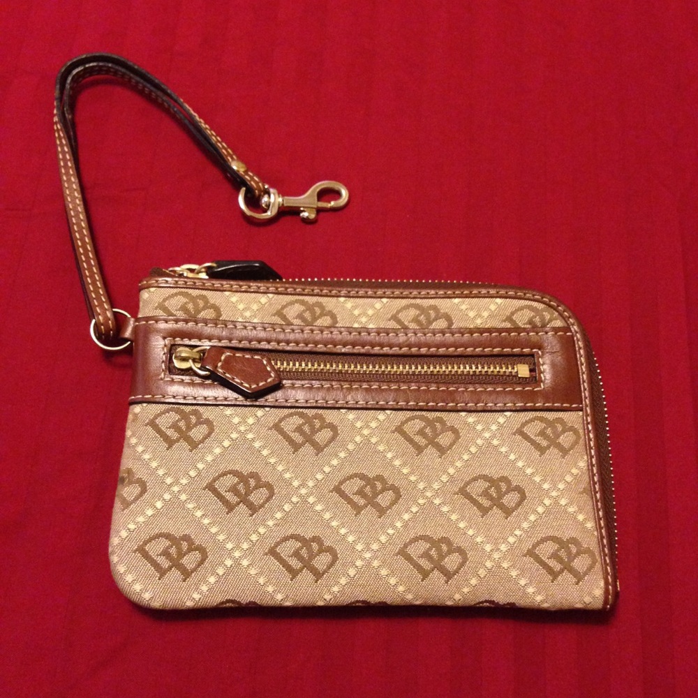 Vintage monogram Dooney & Bourke wallet/ wristlet zip around