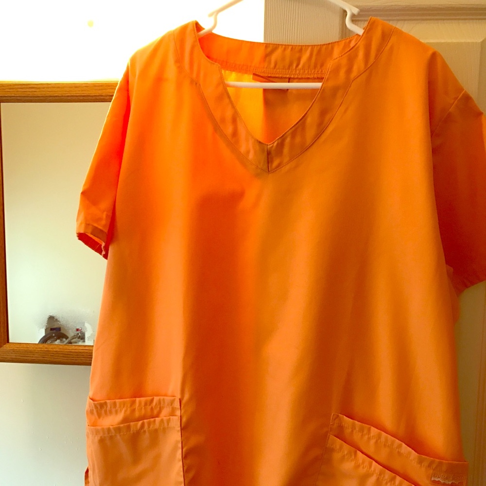 Women's Scrub Top