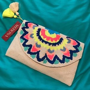 Merona Clutch