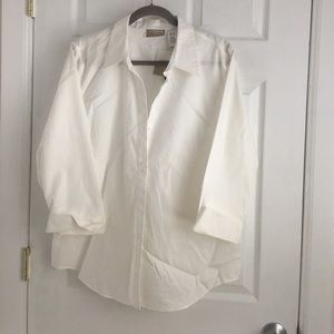 White button down top 3/4 sleeve