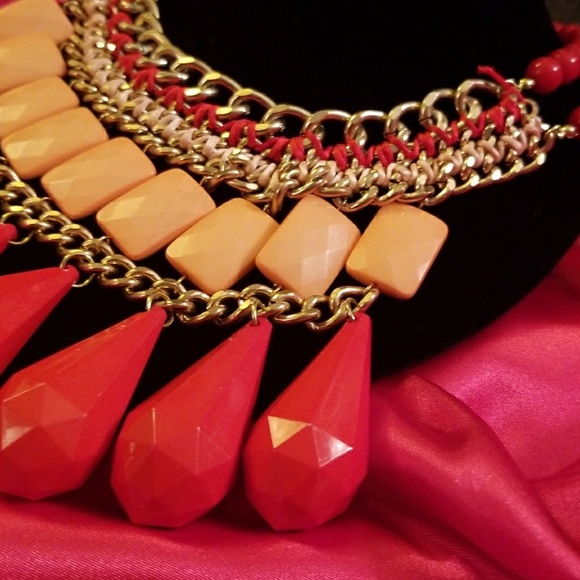 Statement Necklace - Picture 2 of 3