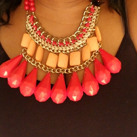 Statement Necklace - Picture 3 of 3