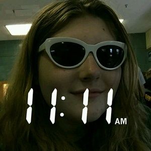 Meet your Posher, Jillian