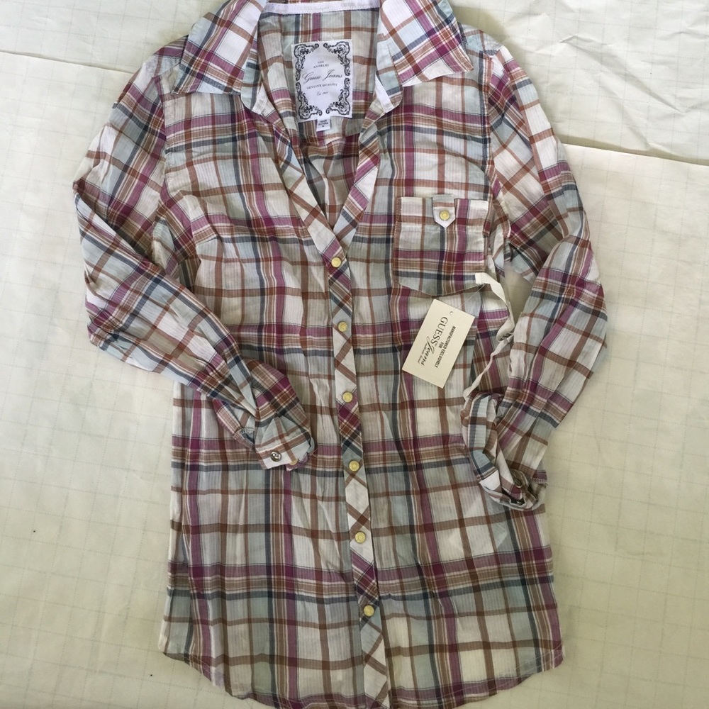 GUESS TOP
