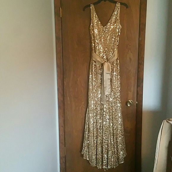 Badgley Mischka sequined gown, worn once! - Picture 4 of 6