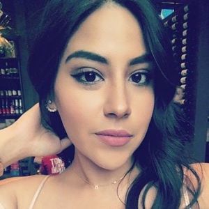 Meet your Posher, Nikki