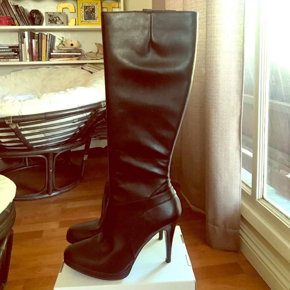 Nine West High heel platform boots