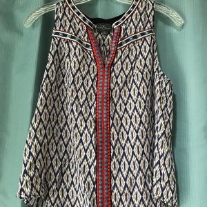 Market and Spruce sleeveless tribal top