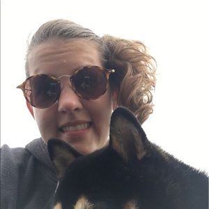 Meet your Posher, Amanda