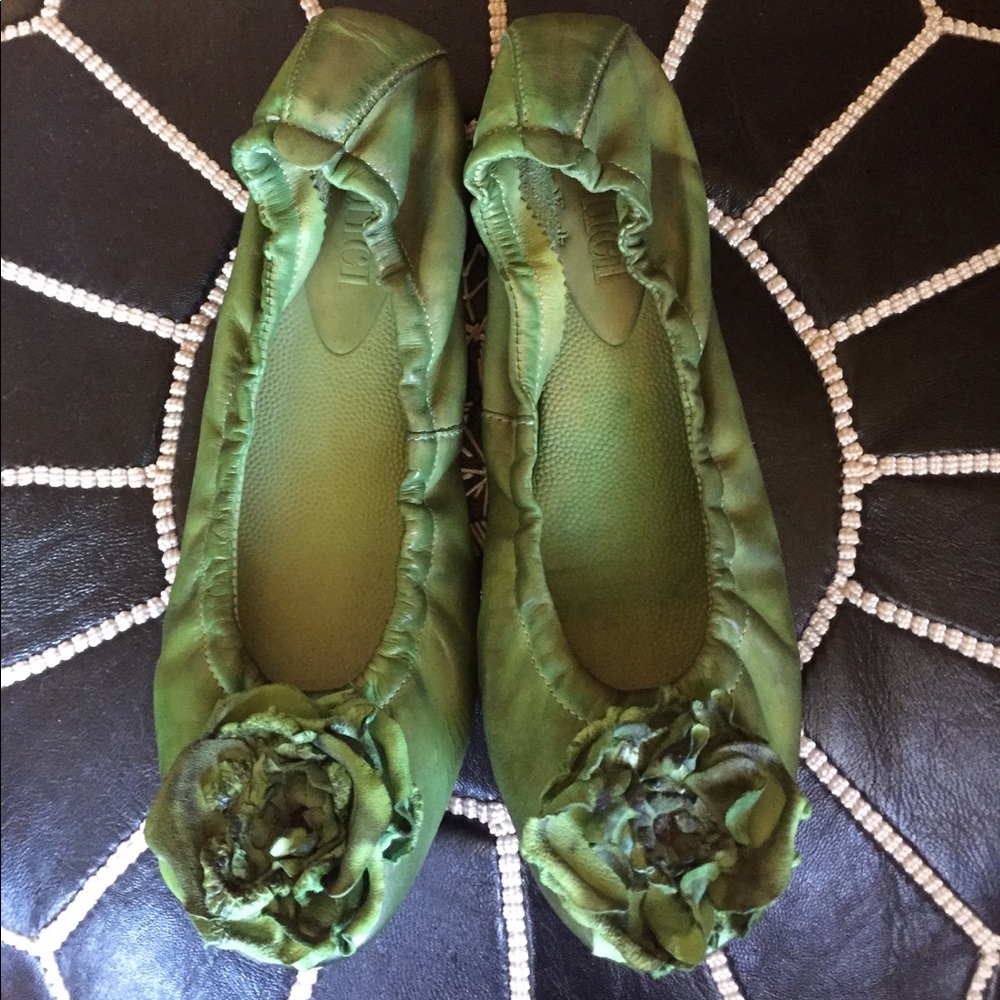 Medici Argentinean Leather Flats