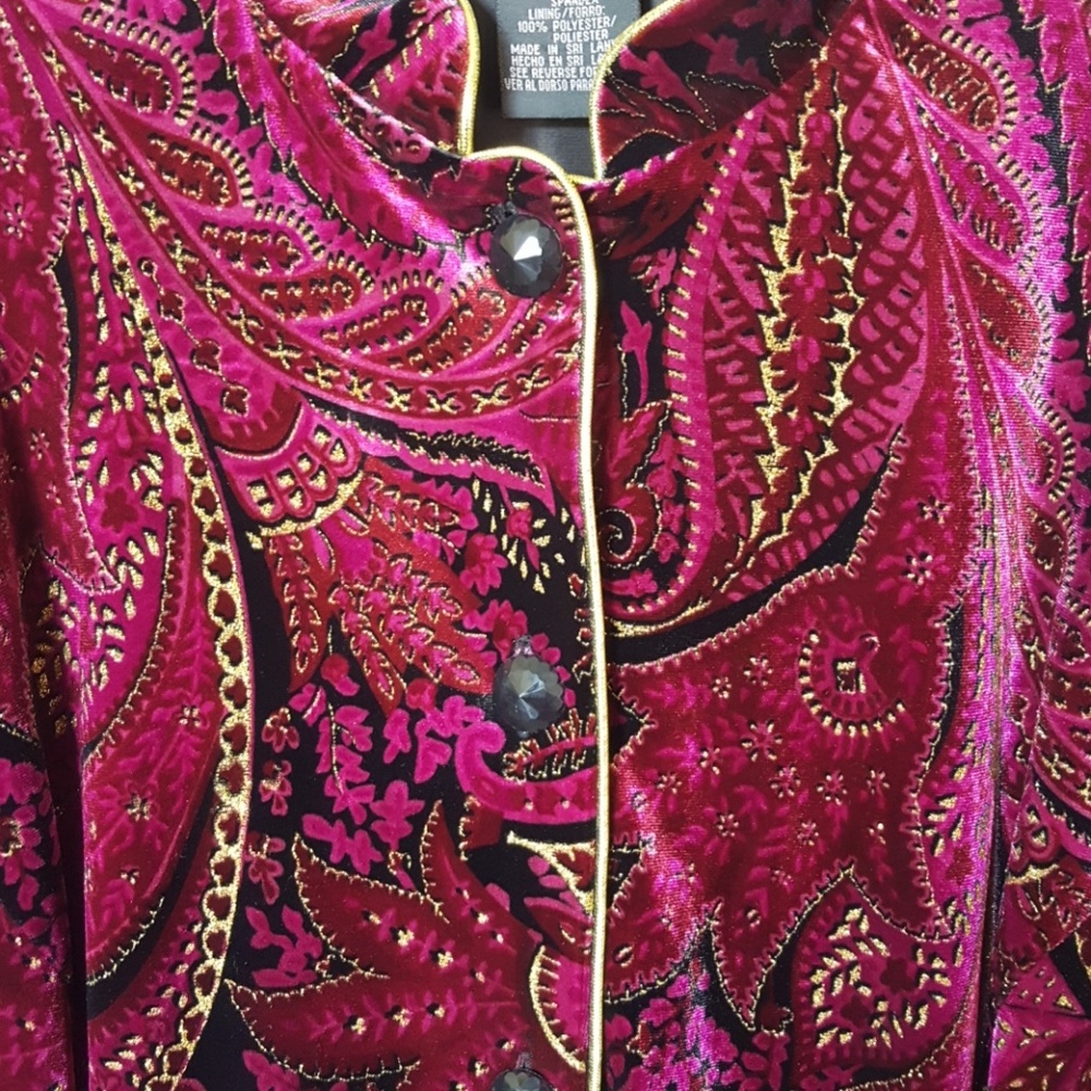Plus sized evening jacket NWT
