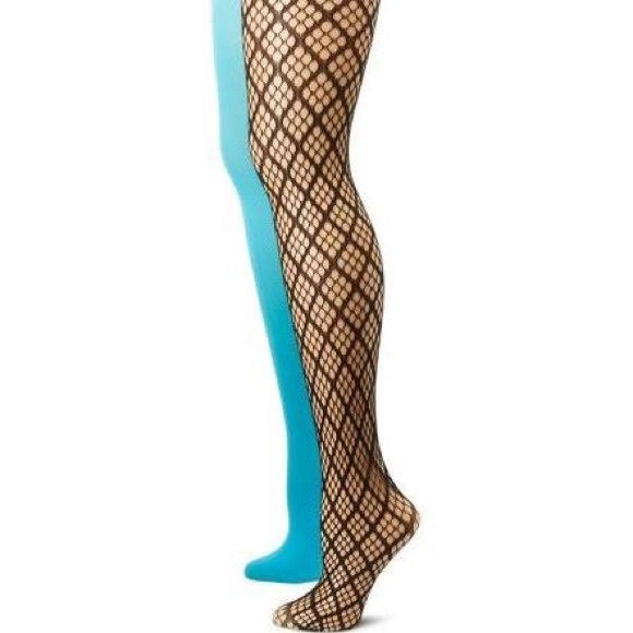 Steve Madden Two Pairs Fishnet Diamond Tights NWOT - Picture 1 of 3