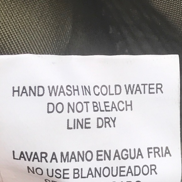 🎈FINAL SALE PRICE🎈 Bomber Jacket Olive Green - Picture 5 of 6