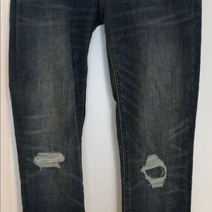 NWOT White House Black Market Distressed Jeans