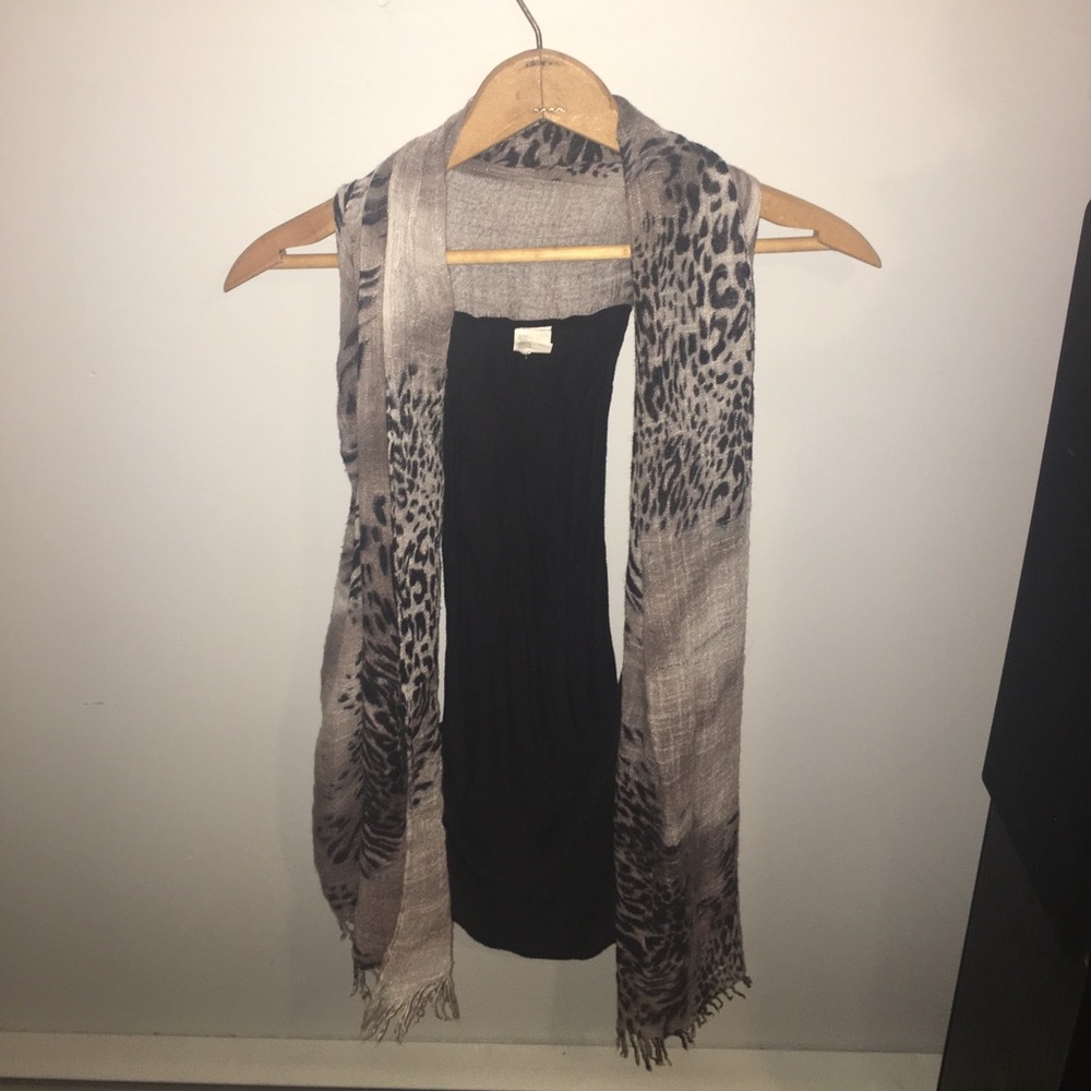 Leopard flowy vest