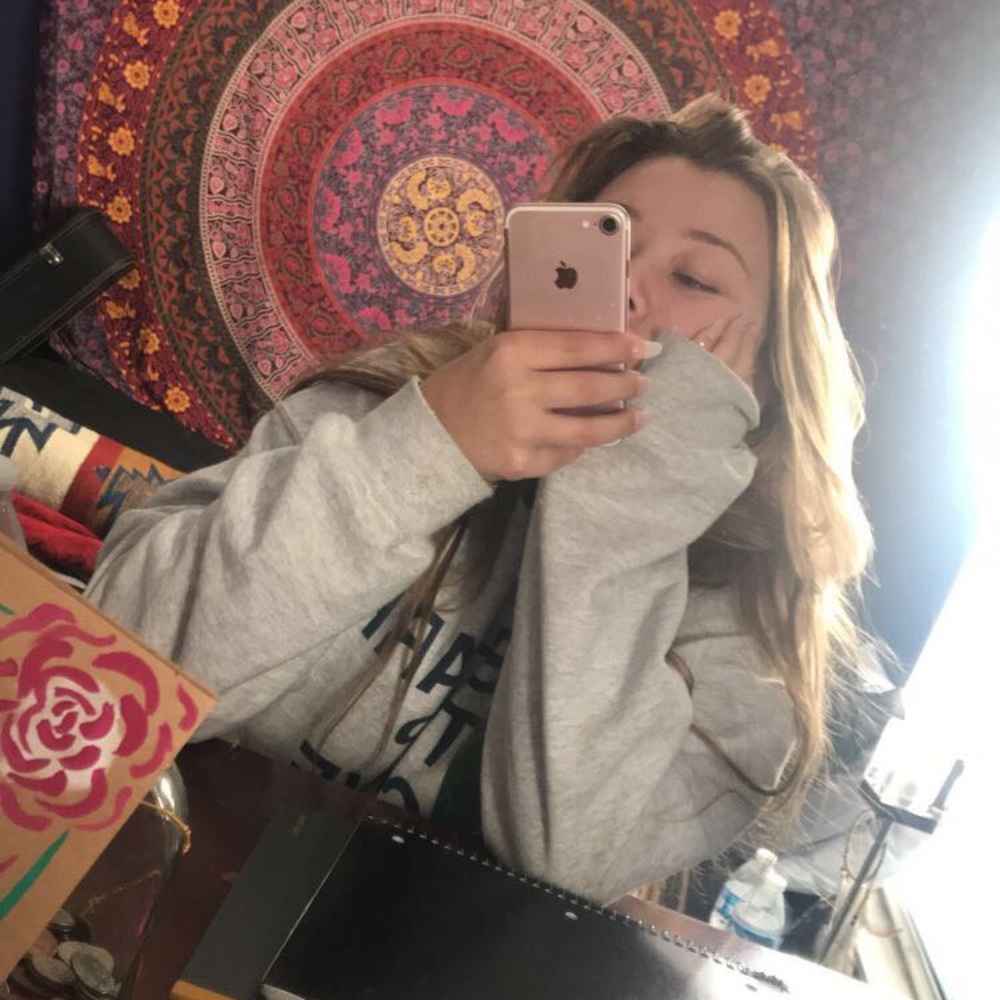 Meet your Posher, Calli