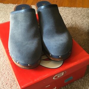 Bongo clogs/mules
