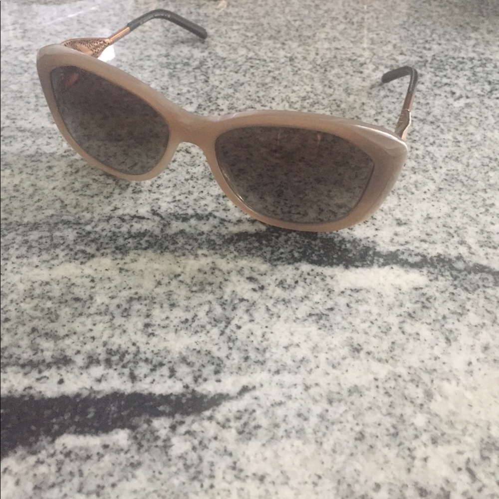 Burberry sunglasses