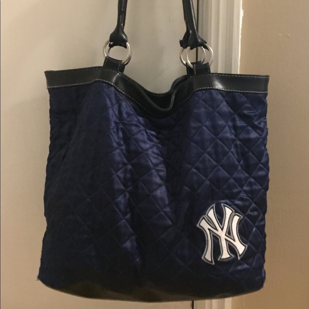 New York Yankees Quilted Purse