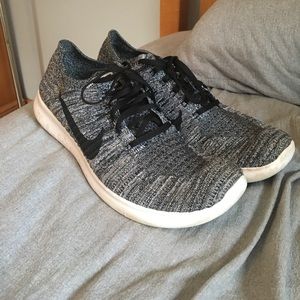 Nike free rn flyknit