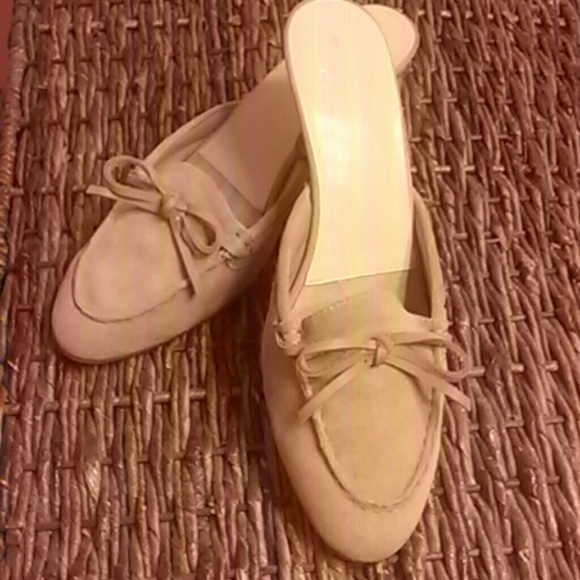 Tan Suede Mule - Picture 1 of 3