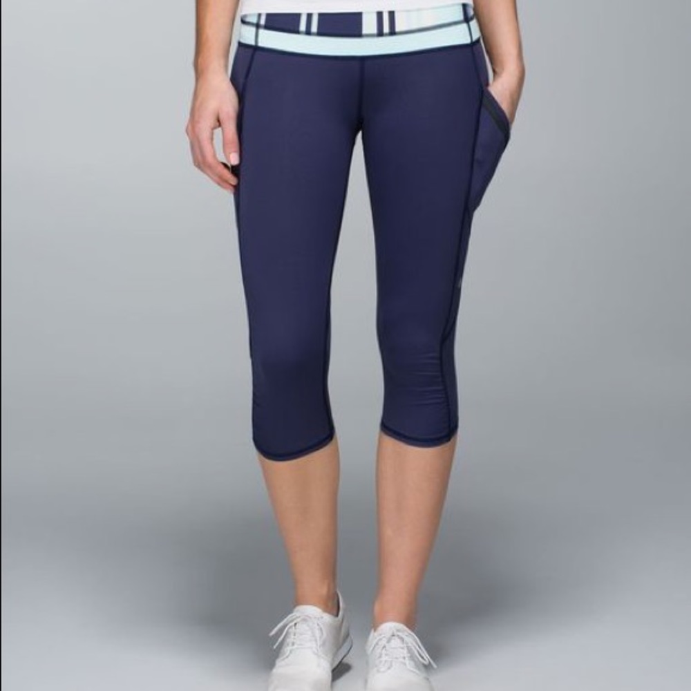 lululemon Run A Marathon crop II size 4