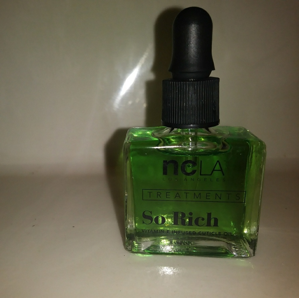 Cuticle oil