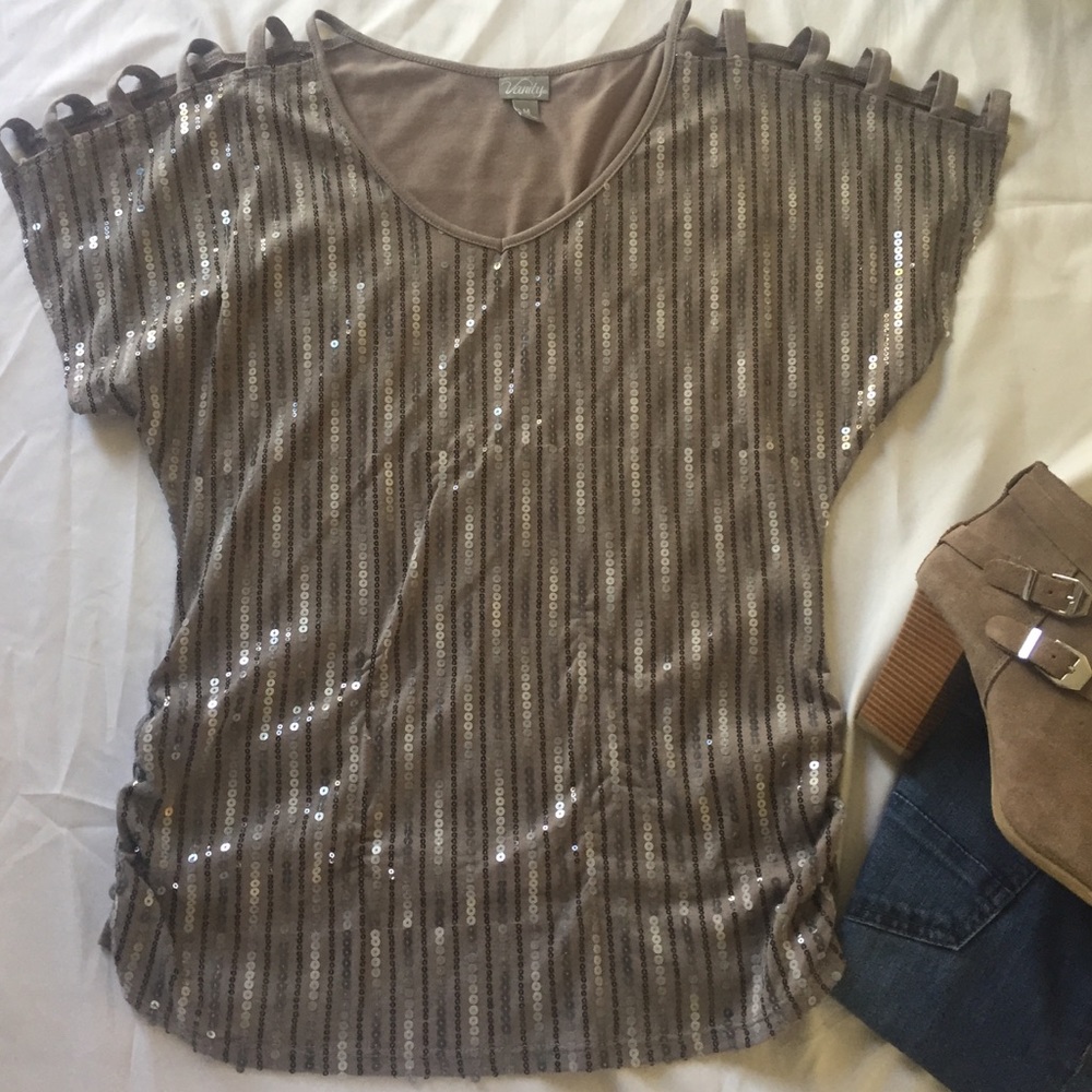 Sequin Front Top