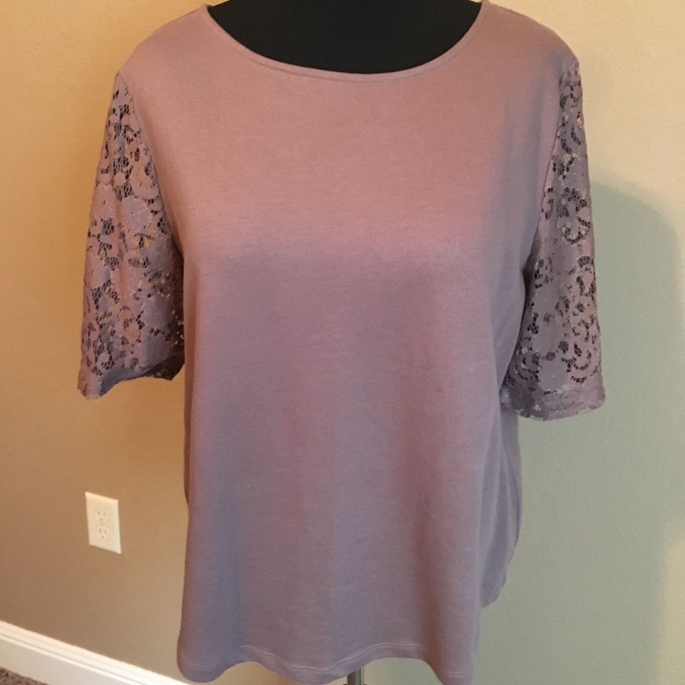 Mauve top with lace sleeves